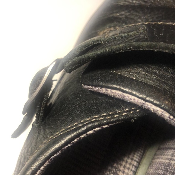 Woman’s EastLand memory foam slip on shoes - Picture 8 of 11